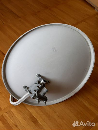 Антенна спутниковая триколор