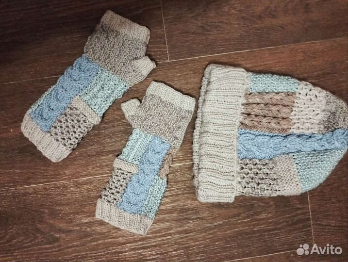 Комплект шапка и митенки