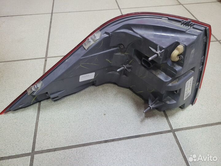Задний фонарь в крыло правый Mercedes GLE W166