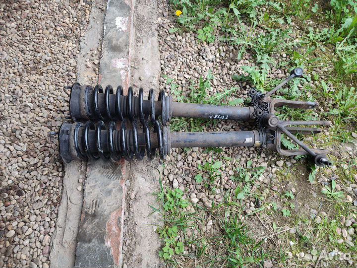 Стойка передние к Мерседес мл