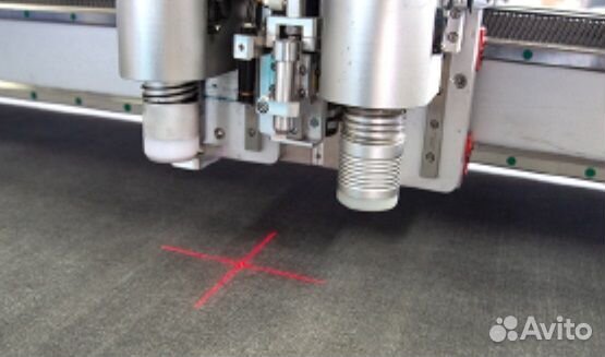 Планшетный режущий плоттер с чпу WoodTec P-1625