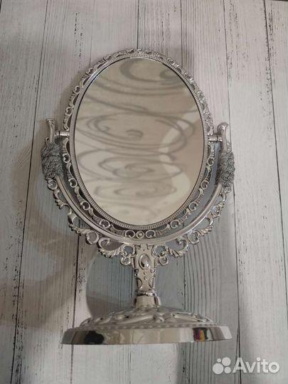 Зеркало двустороннее с увеличением