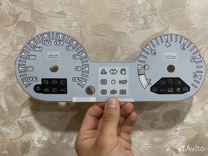 Шкала приборов Renault Duster