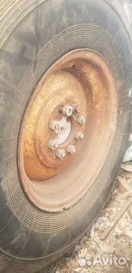 Колёса на комбайн, камера