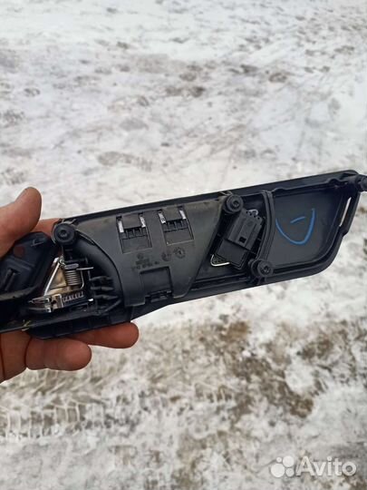 Volkswagen jetta 6 ручка двери с клавишей