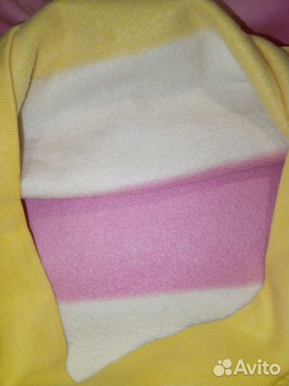 Модный яркий свитшот оверсайз фирмы,Bershka