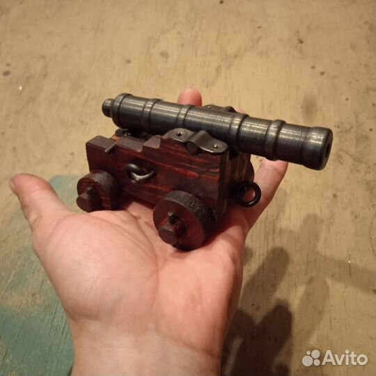 Пушка корабельная миниатюрная модель