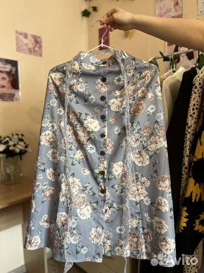 Костюм женский с юбкой