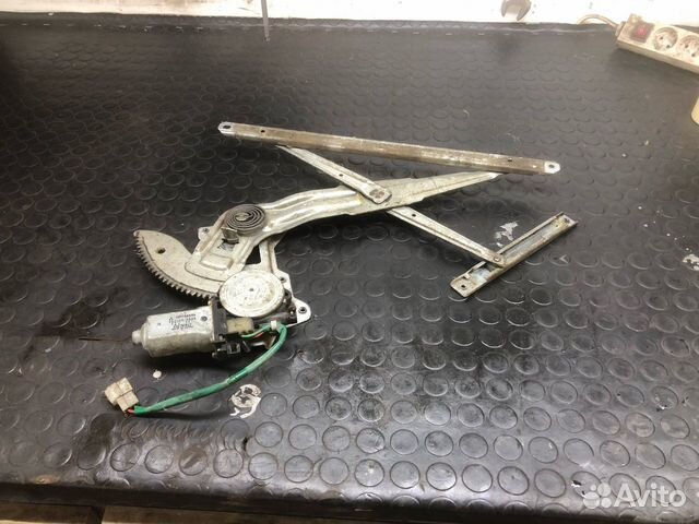 Стеклоподъемнный механизм передний R Pajero Sport1