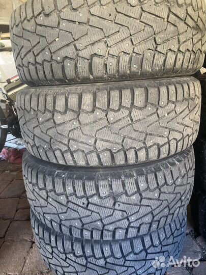 Pirelli Ice Zero 205/55 R16