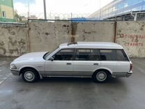 Toyota Crown 2.4 AT, 1990, 267 000 км, с пробегом, цена 360 000 руб.