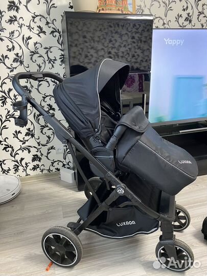 Прогулочная коляска luxmom