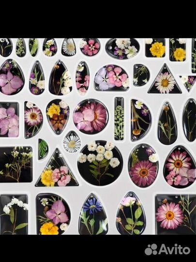 Силиконовая форма для украшений из смолы