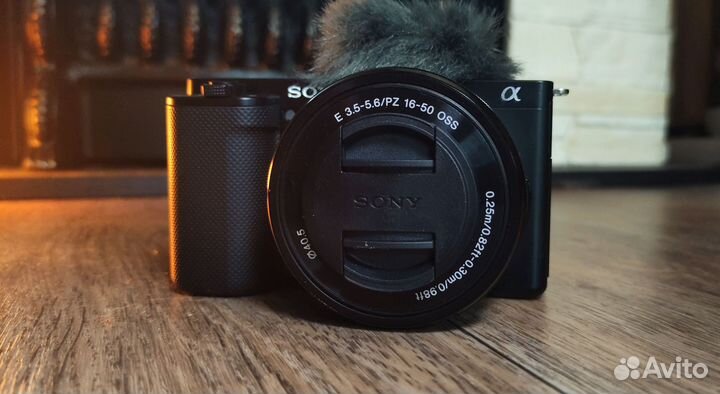 Новая камера Sony ZV-E10 Kit 16-50mm