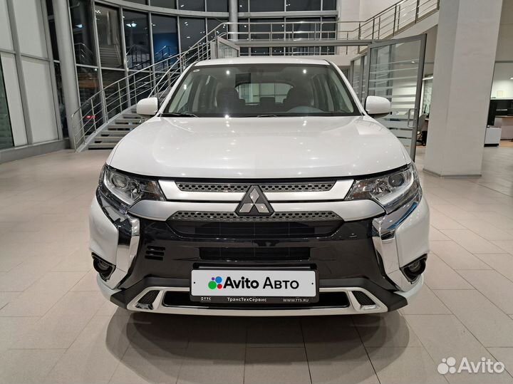 Mitsubishi Outlander 2.0 CVT, 2022, 7 206 км