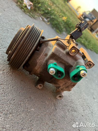 Компрессор автомобильный solaris 1 оригинал