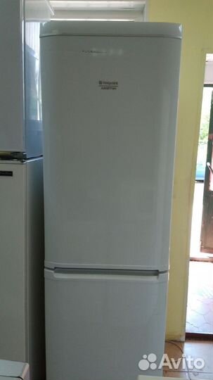 Холодильник Hotpoint Ariston rmba2200.L.019