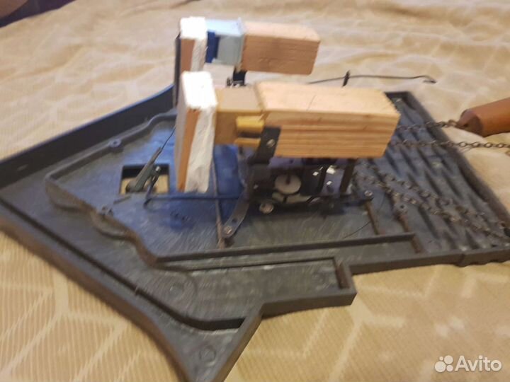 Часы ретро с кукушкой