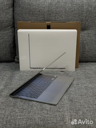 Apple MacBook Air M2 8/256