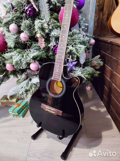 Электроакустическая гитара