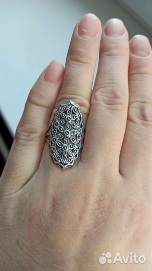 Серебряное кольцо женское