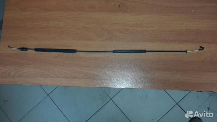 Трос открывания двери Skoda Octavia Tour