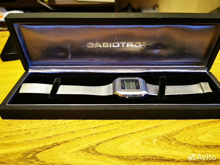 Электронные часы Casio Casiotron 1974 г. в