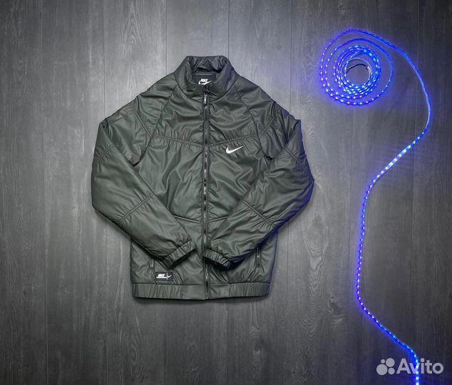 Куртка Nike (осень)
