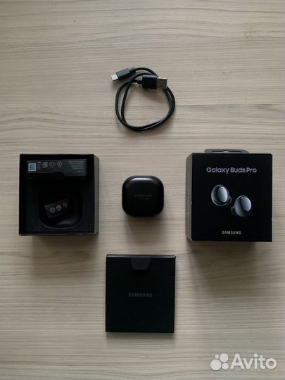 Беспроводные наушники Samsung galaxy buds pro