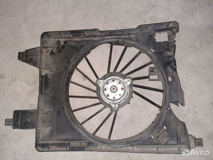 Моторчик вентилятора Renault Megane 2004