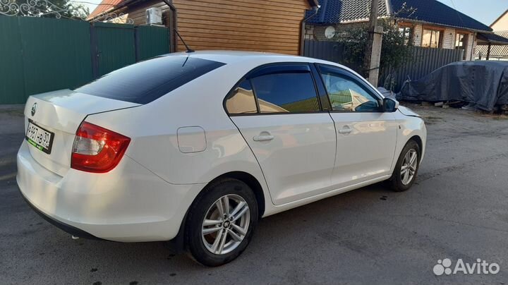 Шкода Рапид разбор