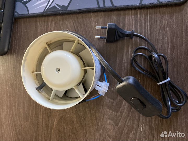 Вентилятор вытяжной 100мм