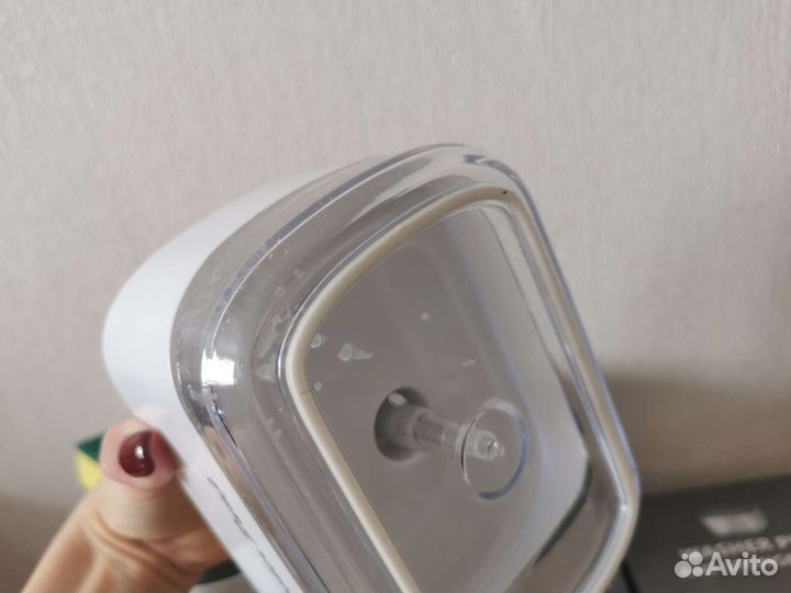 Диспенсер для моющего средства С Браком