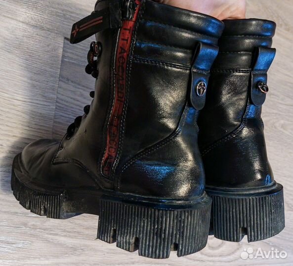 Ботинки демисезонные для девочки 35