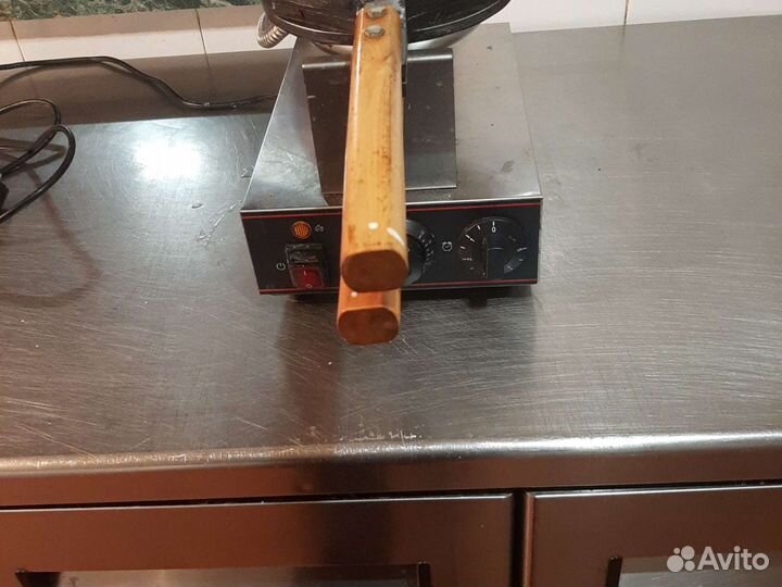 Вафельница