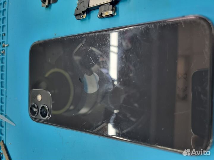 iPhone 11 разбор