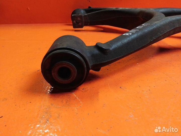 Рычаг подвески нижний передний правый Hummer H3