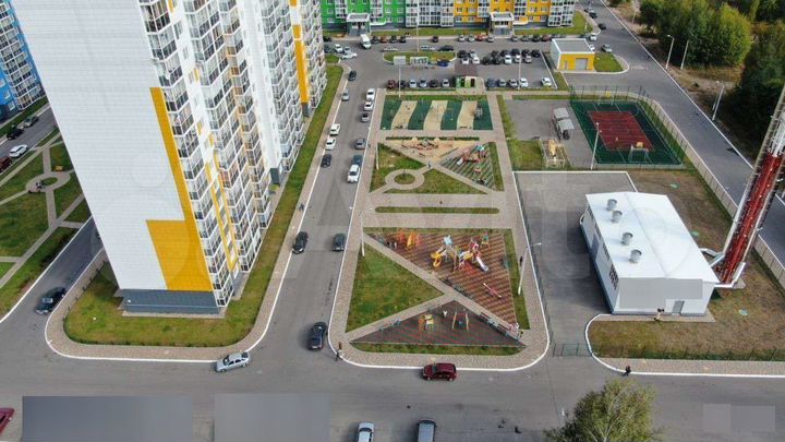 2-к. квартира, 68 м², 9/17 эт.