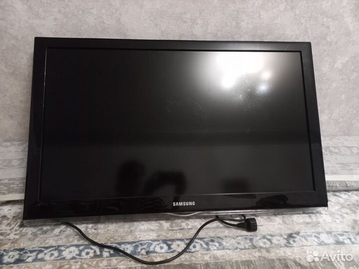 Телевизор samsung