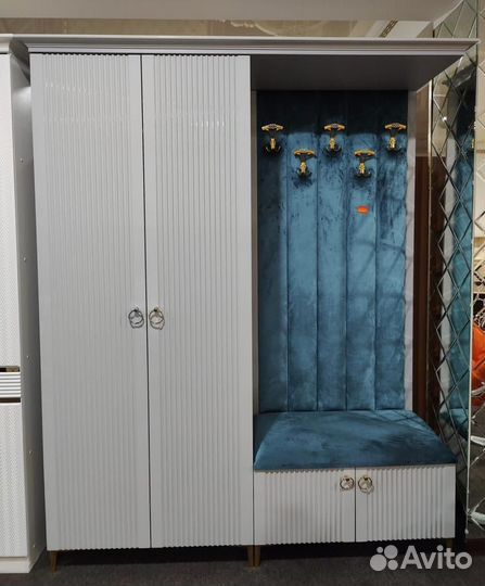 Прихожая новая