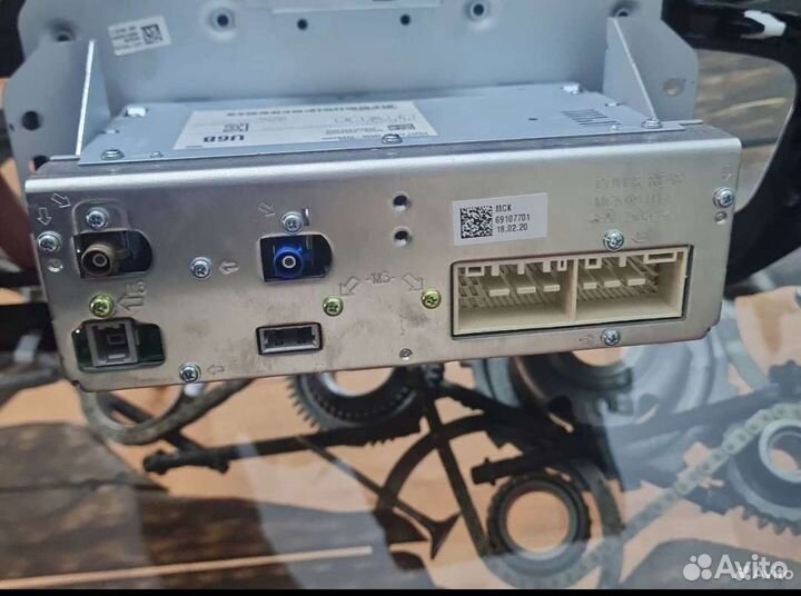 Штатная магнитола на Киа Соренто Прайм