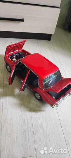 Сборная модель 1:8