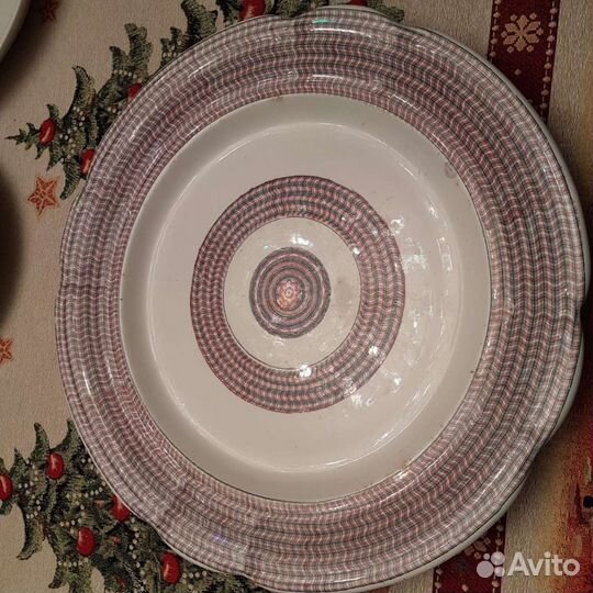 Кузнецкий фарфор: Блюдо, тарелки, соусница