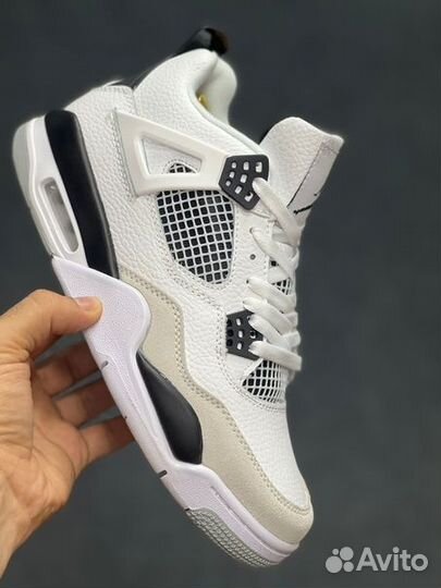 Nike Air Jordan 4 retro