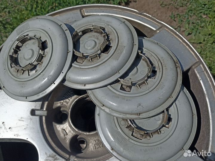Колпаки на оригинальные литые диски