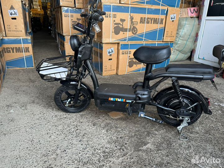 Новый Электроскутер 48V,450 ват