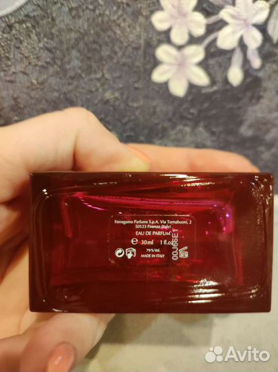 Парфюмированная вода женская