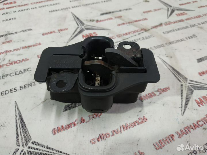 Замок капота w203 Mercedes