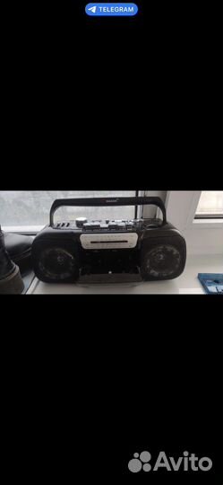 Кассетный магнитофон