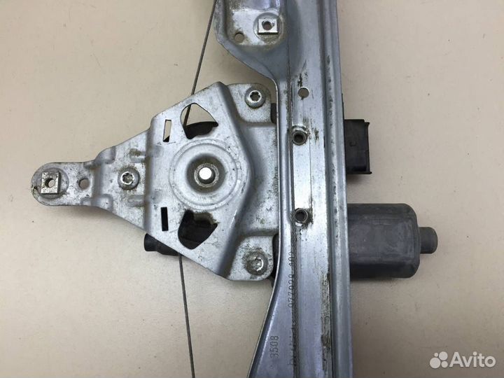 Стеклоподъемник электр. задний правый Peugeot 308